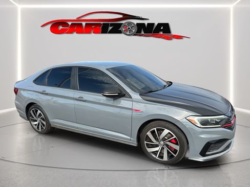 Used 2020 Volkswagen Jetta GLI FWD image 2