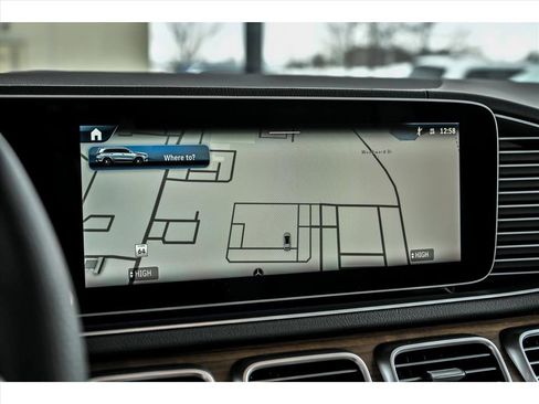 New 2026 Mercedes-Benz GLS 580 4MATIC image 17