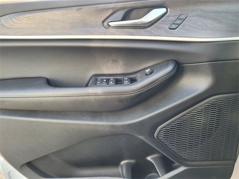 New 2025 Jeep Grand Cherokee Limited w/ Luxury Tech Group II image 21