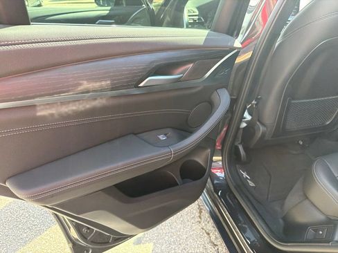 Used 2023 BMW X4 M40i AWD/4WD image 29