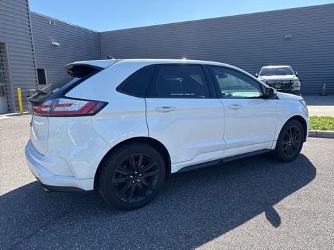 Used 2021 Ford Edge ST-Line FWD image 4