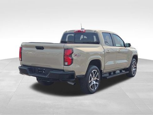 Certified 2023 Chevrolet Colorado Z71 w/ Z71 Convenience Package 2 AWD/4WD image 5