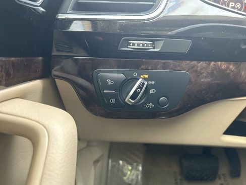 Used 2017 Audi Q7 3.0T Premium Plus w/ Premium Plus Package image 35