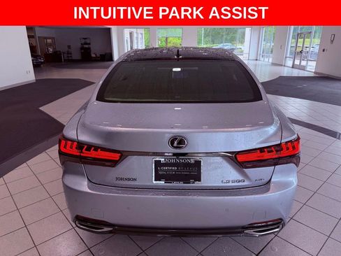Used 2023 Lexus LS 500 F Sport w/ Accessory Package (Z2) AWD/4WD image 7