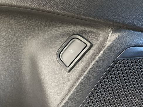 New 2025 Chevrolet Blazer EV LT image 29