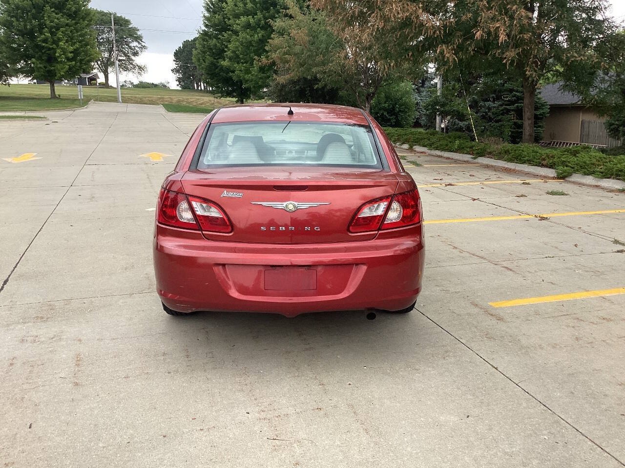 Used 2007 Chrysler Sebring Sedan FWD image 4