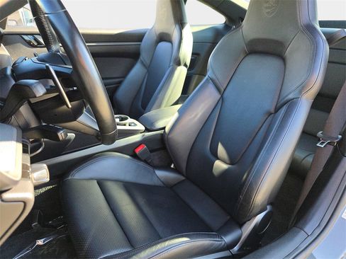 Used 2021 Porsche 911 Carrera image 18