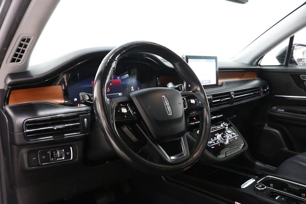 Used 2022 Lincoln Corsair Reserve AWD/4WD image 16