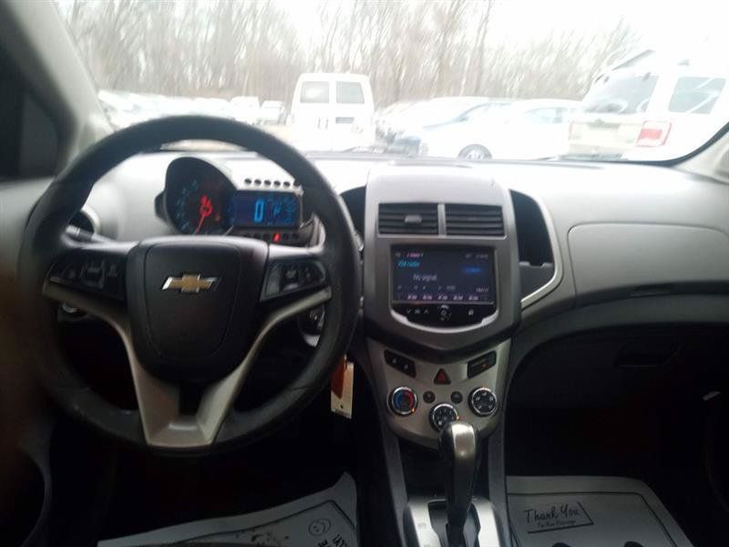 Used 2016 Chevrolet Sonic LT FWD image 9