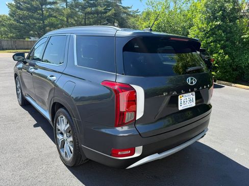 Used 2020 Hyundai Palisade SEL w/ Premium Package FWD image 4