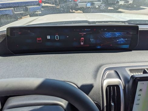 New 2025 Ford Expedition Max Active image 29