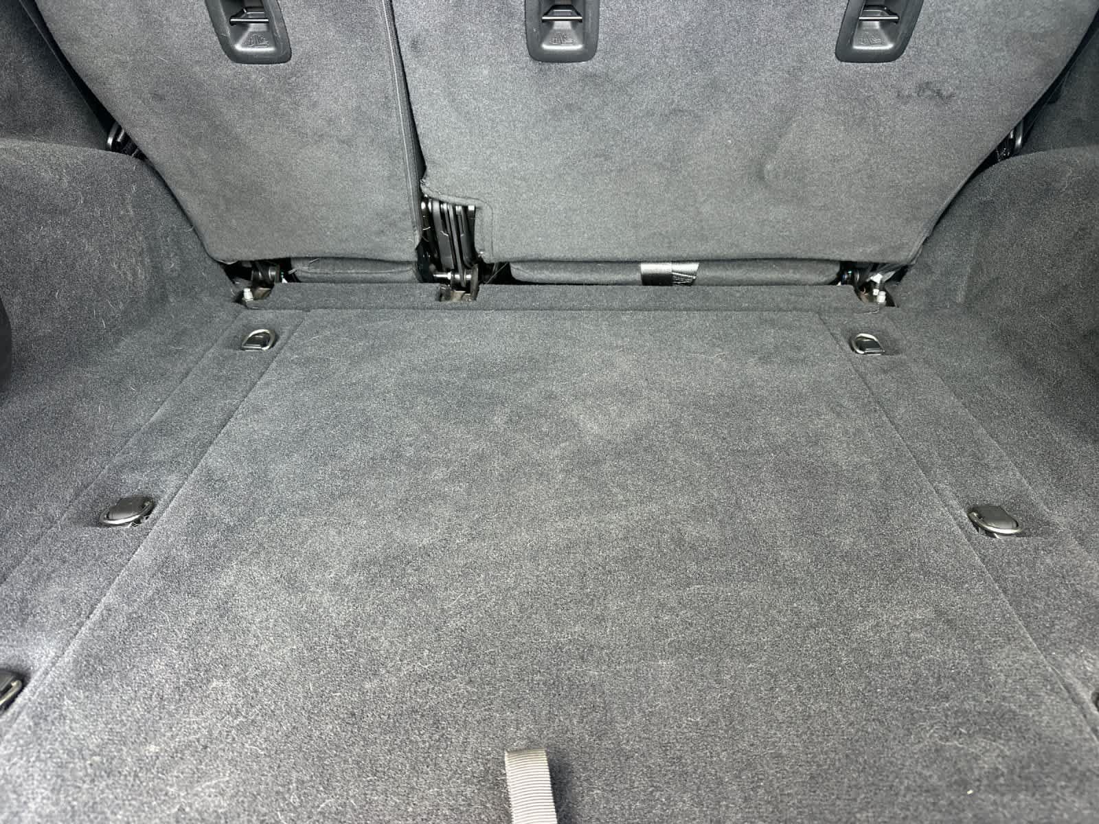 Used 2019 Jeep Wrangler Unlimited Rubicon w/ Cold Weather Group AWD/4WD image 15
