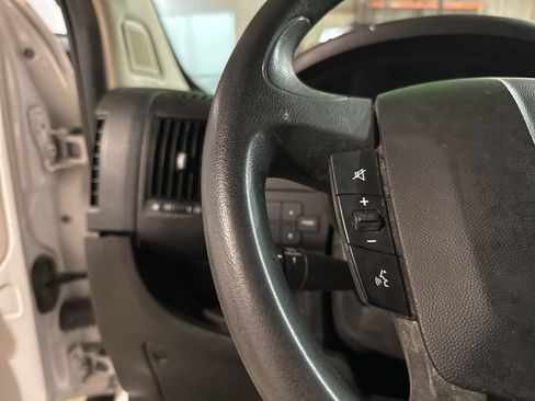 Used 2021 RAM ProMaster 2500 w/ Convenience Group FWD image 35