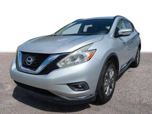 Used 2017 Nissan Murano SV FWD image 1