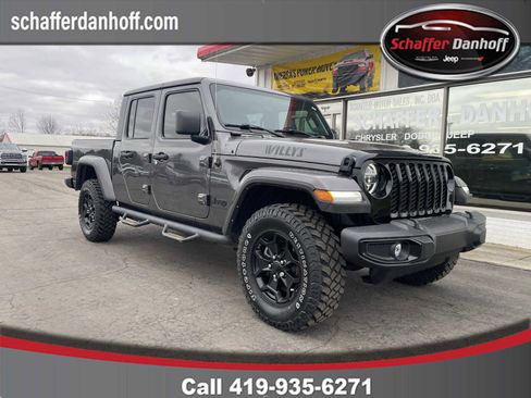 Used 2022 Jeep Gladiator Sport image 1