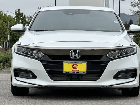 Used 2018 Honda Accord Sport image 8