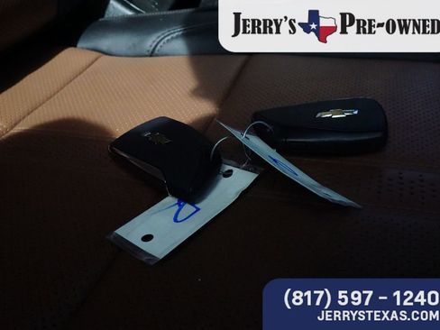 Used 2024 Chevrolet Silverado 2500 High Country w/ Technology Package image 27