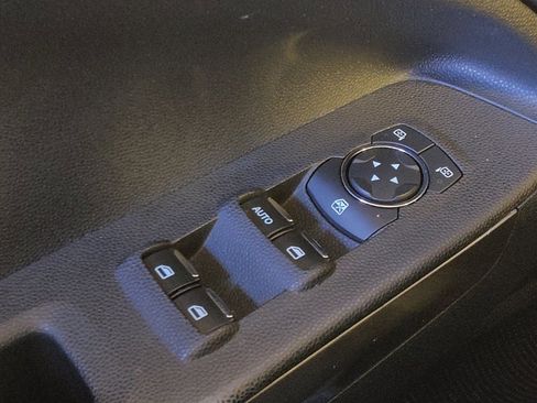 Used 2020 Ford EcoSport SE FWD image 27