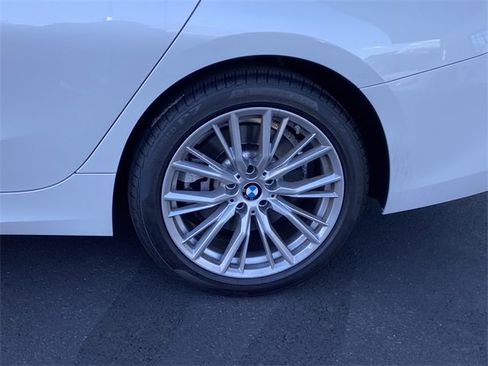 Certified 2023 BMW 330i xDrive Sedan w/ Convenience Package image 11