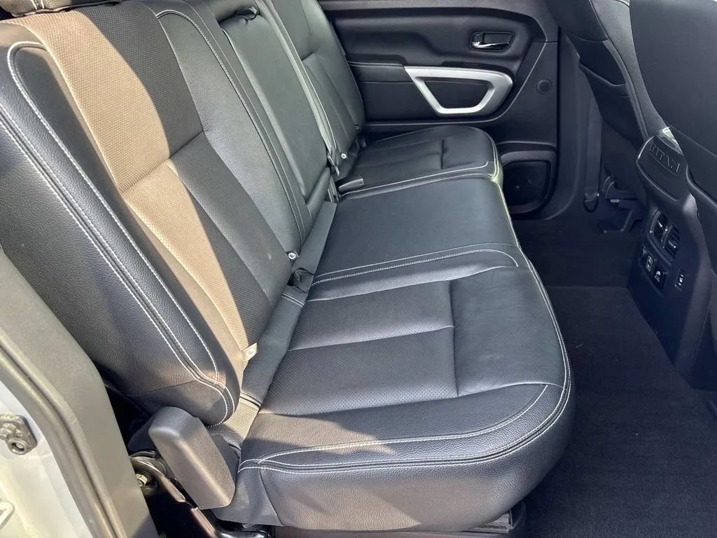 Used 2019 Nissan Titan PRO-4X w/ Pro-4x Convenience Package AWD/4WD image 21