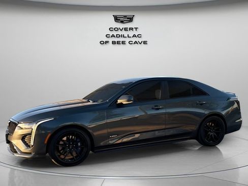 Used 2020 Cadillac CT4 V w/ Climate Package image 4