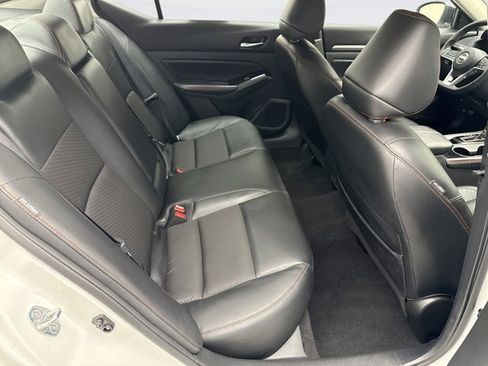 Used 2024 Nissan Altima 2.5 SR image 17