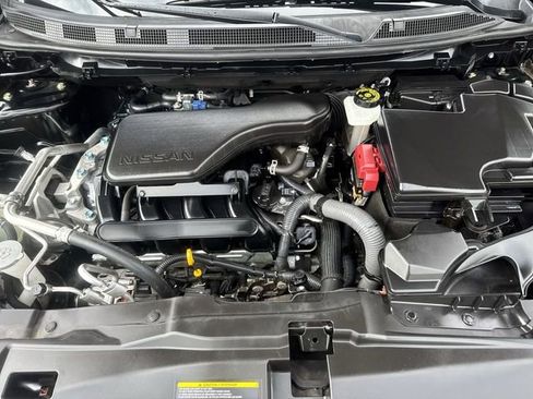 Used 2022 Nissan Rogue Sport SV image 30