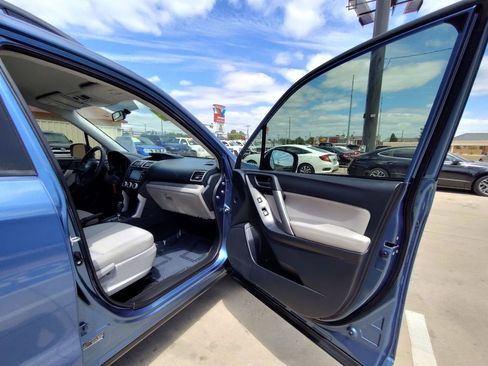 Used 2016 Subaru Forester 2.5i w/ Alloy Wheel Package AWD/4WD image 37