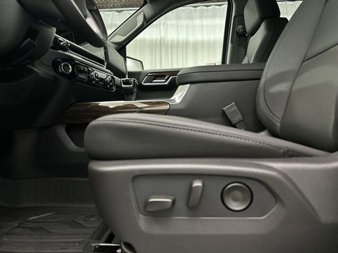 New 2026 GMC Sierra 1500 Elevation w/ Elevation Premium Package AWD/4WD image 16