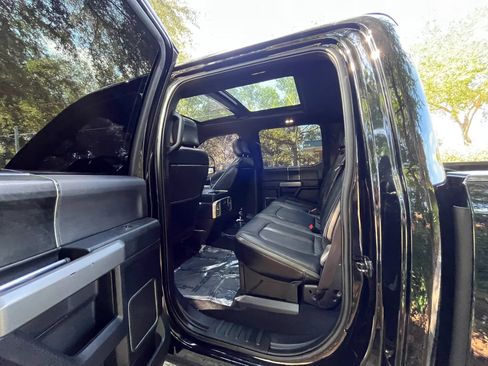 Used 2019 Ford F250 Platinum w/ Platinum Ultimate Package AWD/4WD image 15