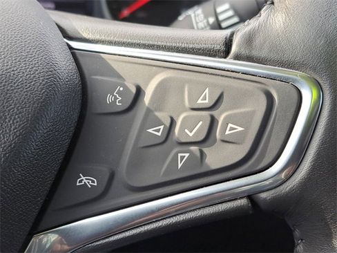 Used 2020 Chevrolet Equinox Premier image 20