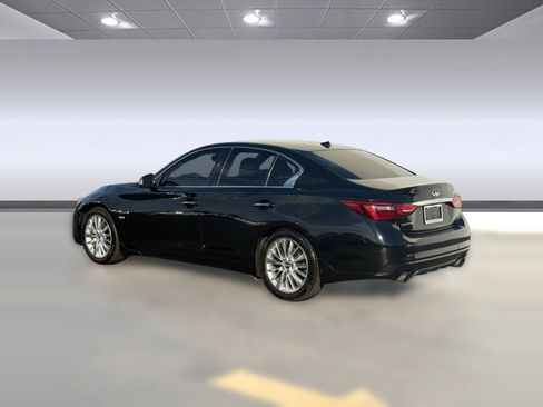 Used 2019 INFINITI Q50 Luxe w/ Essential Package (3.0T Luxe) image 3
