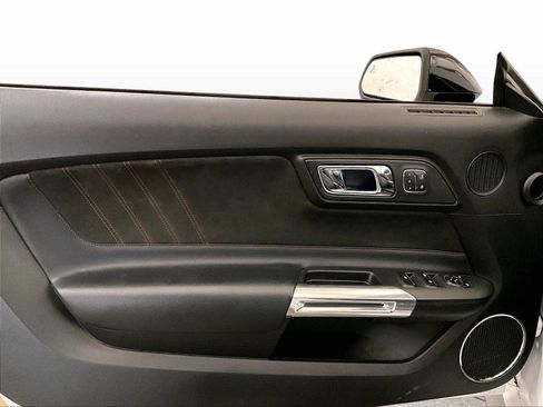 Used 2017 Ford Mustang GT Premium w/ Equipment Group 401A image 22