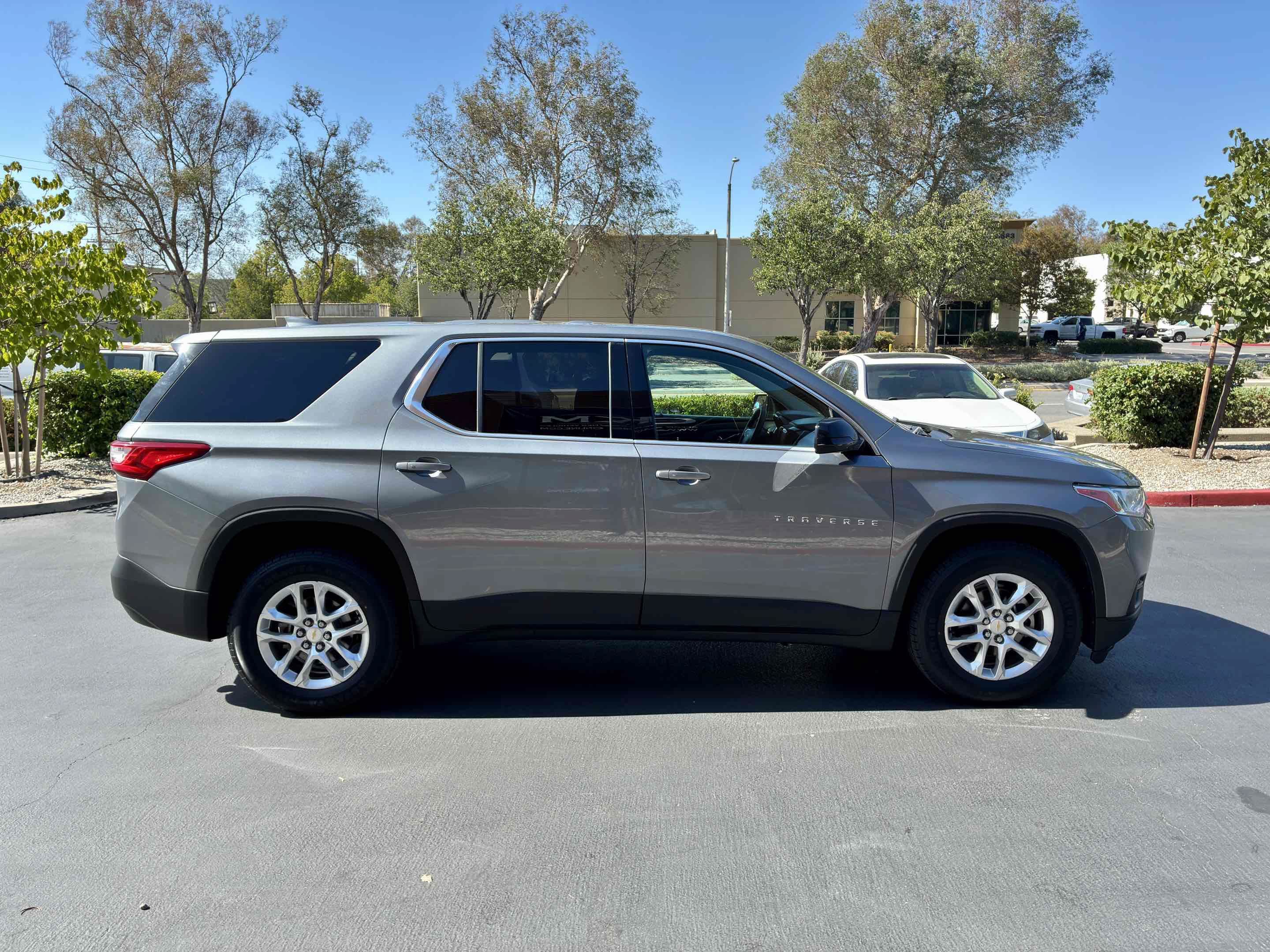 Used 2018 Chevrolet Traverse LS AWD/4WD image 6