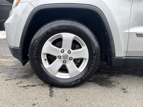 Used 2012 Jeep Grand Cherokee Laredo image 30