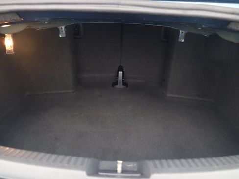 Used 2019 Volkswagen Beetle 2.0T S FWD image 19