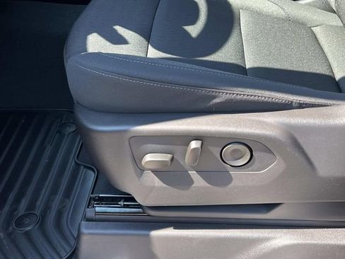 New 2026 GMC Sierra 1500 Elevation image 16