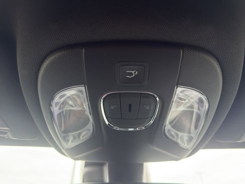Used 2023 Jeep Compass Limited w/ Elite Group AWD/4WD image 23