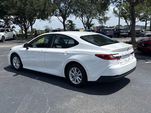 Used 2025 Toyota Camry LE w/ Convenience Package FWD image 6
