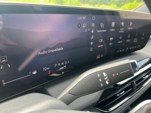 New 2025 Buick Enclave Preferred w/ Power Package image 17