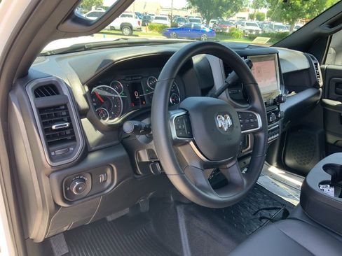 New 2025 RAM 5500 Tradesman AWD/4WD image 16