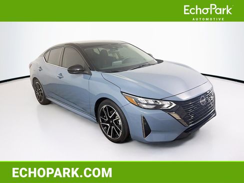 Used 2024 Nissan Sentra SR FWD image 1