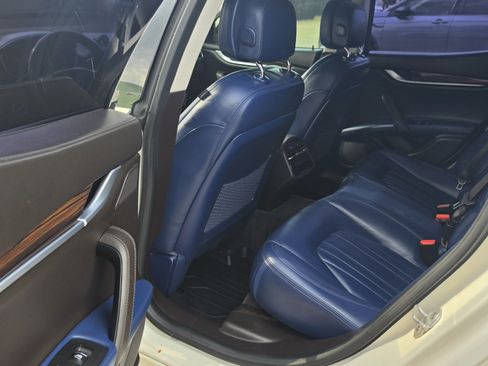 Used 2017 Maserati Ghibli w/ Blu, Zegna Edition Upholstery RWD image 21