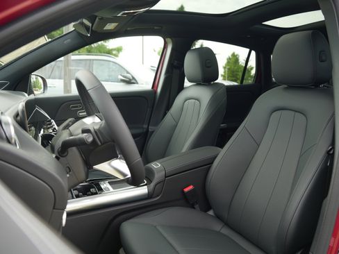 New 2026 Mercedes-Benz GLA 250 4MATIC image 38