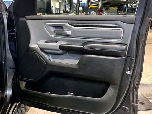 Used 2019 RAM 1500 Big Horn image 12