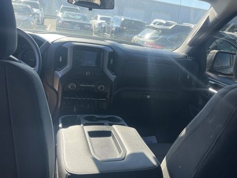 Used 2019 Chevrolet Silverado 1500 Custom Trail Boss w/ Custom Convenience Package image 13