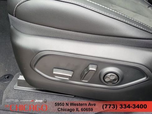 New 2025 Jeep Grand Cherokee Altitude AWD/4WD image 20