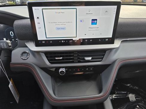 New 2026 Ford Explorer ST-Line RWD image 18