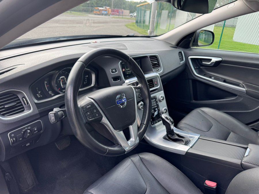 Used 2017 Volvo S60 T5 Inscription FWD image 13