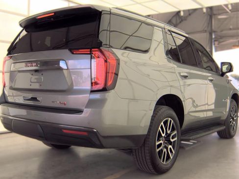 Used 2024 GMC Yukon AT4 w/ Technology Package AWD/4WD image 16